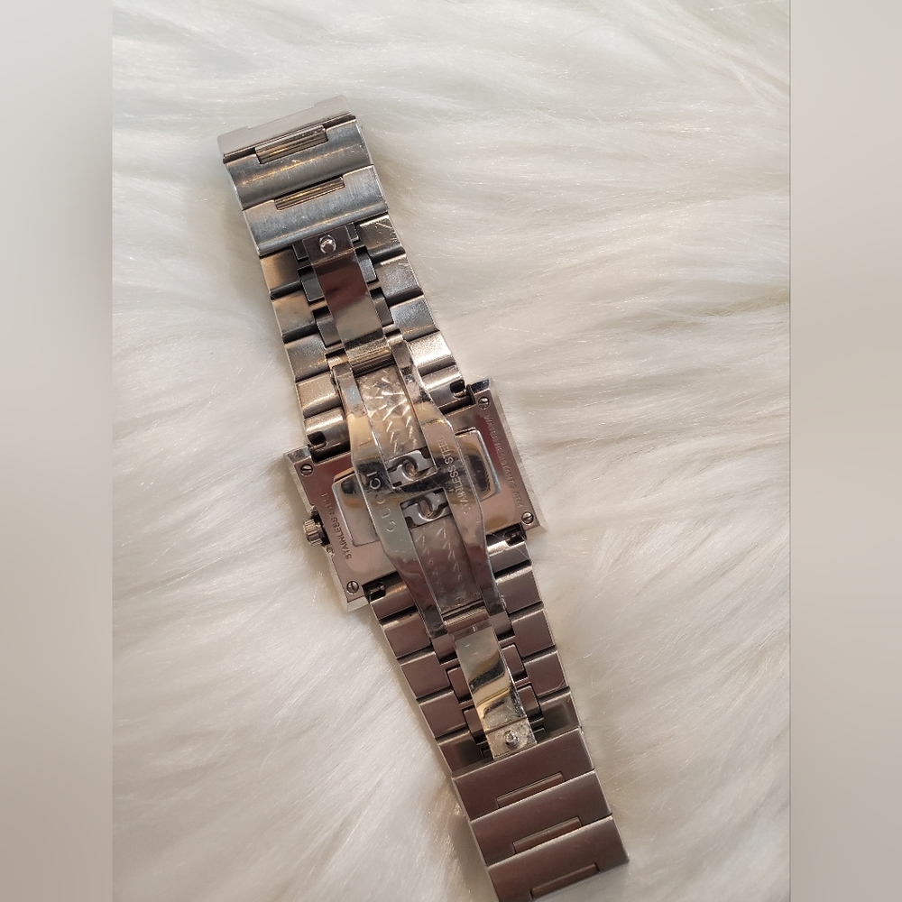 GUCCI G 100L ladies watch YA100520 - Picture 6 of 8